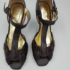 NICKELS Heels ankle strap open toe 3 1/2" heel brown alligator print. Sz7